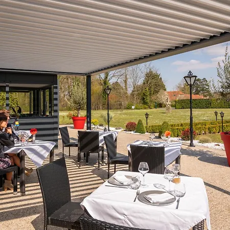 Chateau De Breuil * Bruyères-et-Montbérault