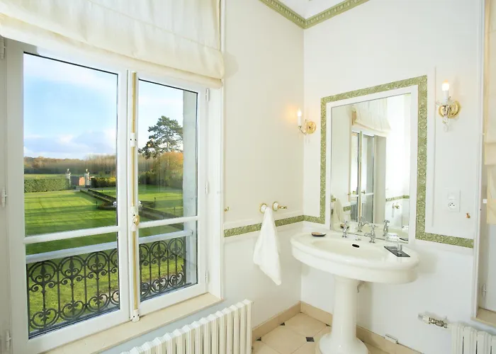 Bed & Breakfast Chateau De Breuil