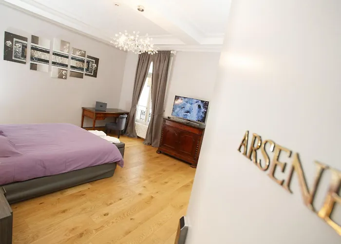 Chateau De Breuil * Bruyeres-et-Montberault