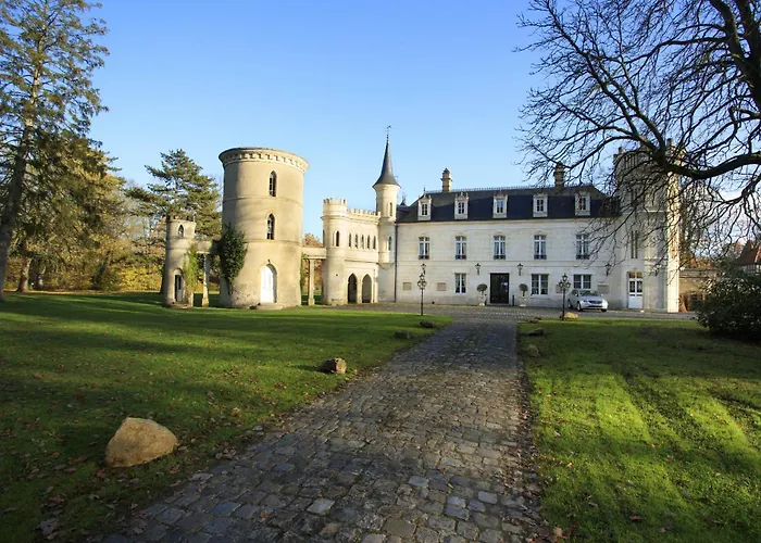 Chateau De Breuil Bed & Breakfast