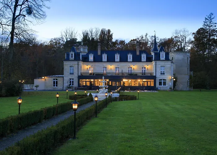 Chateau De Breuil Bed & Breakfast